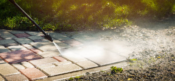 Best Pool Deck Cleaning  in West Sacramento, CA